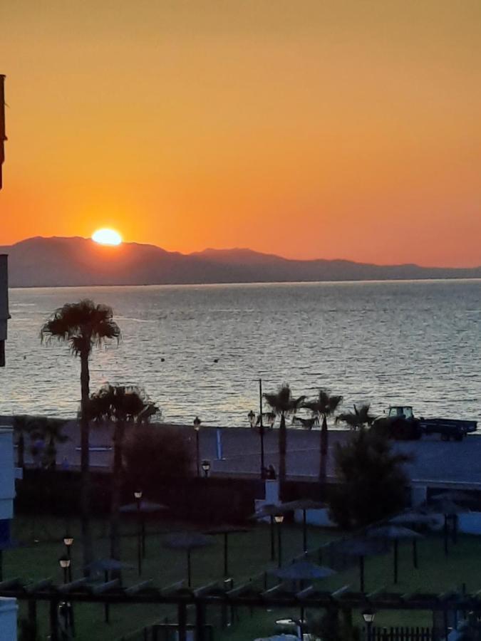 Noria 2, Pied Dans Le Sable, Magnifique Vue Mer, Piscine, Garage, Climatisation سان لويس ذي سابينيل المظهر الخارجي الصورة